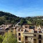 Arqueros Jacarandas דירה *