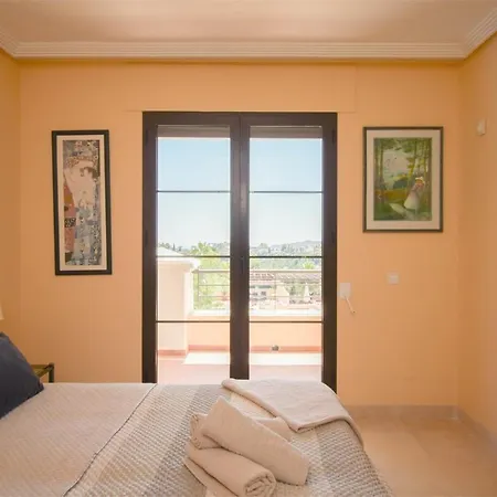 Arqueros Jacarandas Apartment